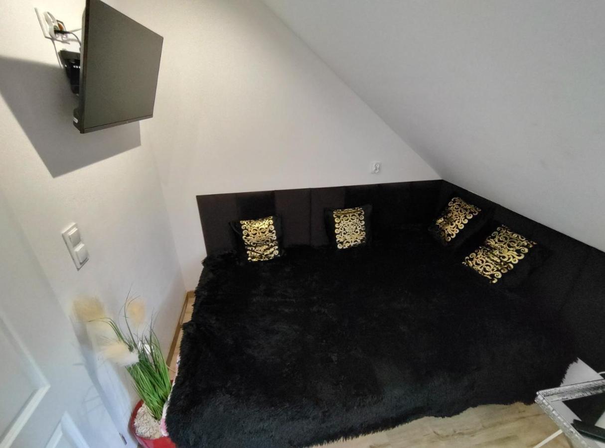 Apt Fiona4 Centrum700M Parking Bezplatny Monitorowany Salon Z Sypialnia Tv Lazienka Kuchnia Rekuperacja Karpacz Bagian luar foto